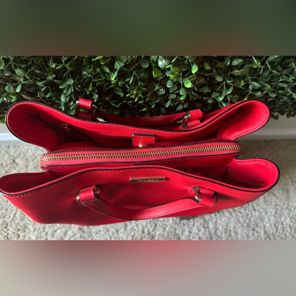 KATE SPADE SMALL SATCHEL HANDBAG W/ SHOULDER LENGTH STRAP - Picture 6 of 16